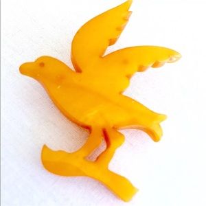 Vintage Carved Butterscotch Bakelite Bird Brooch